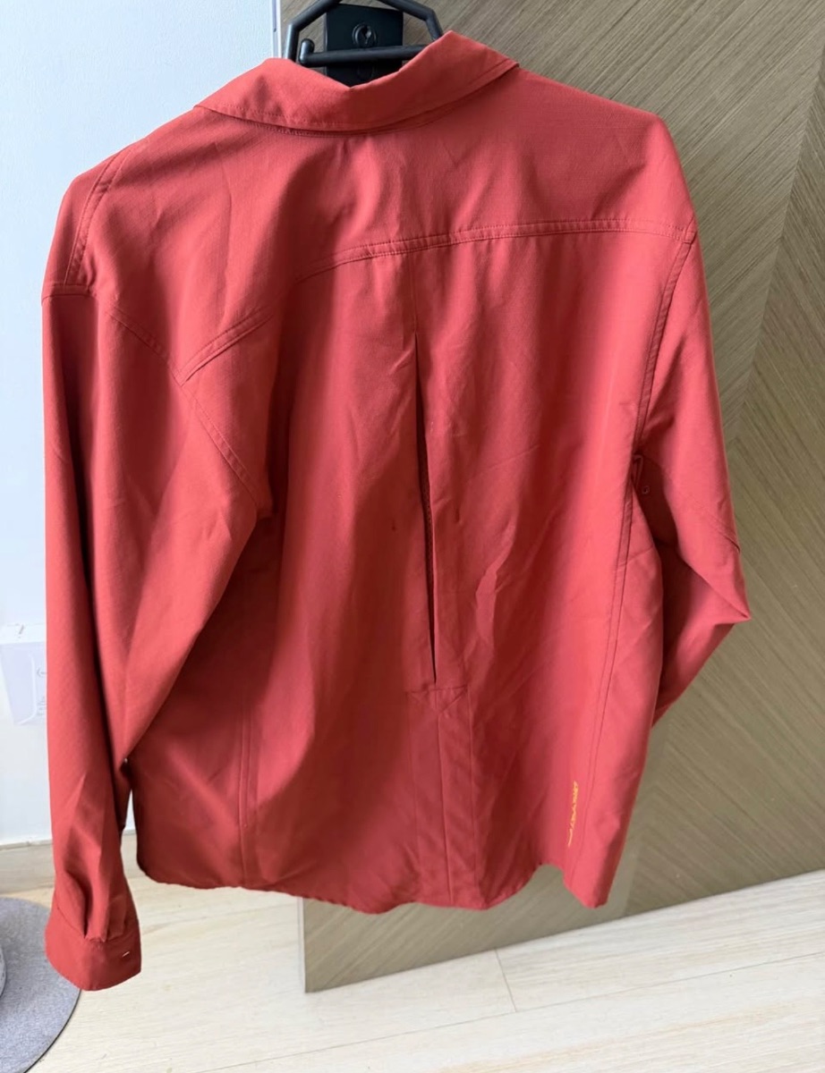 Nike ACG Shirt photo 2