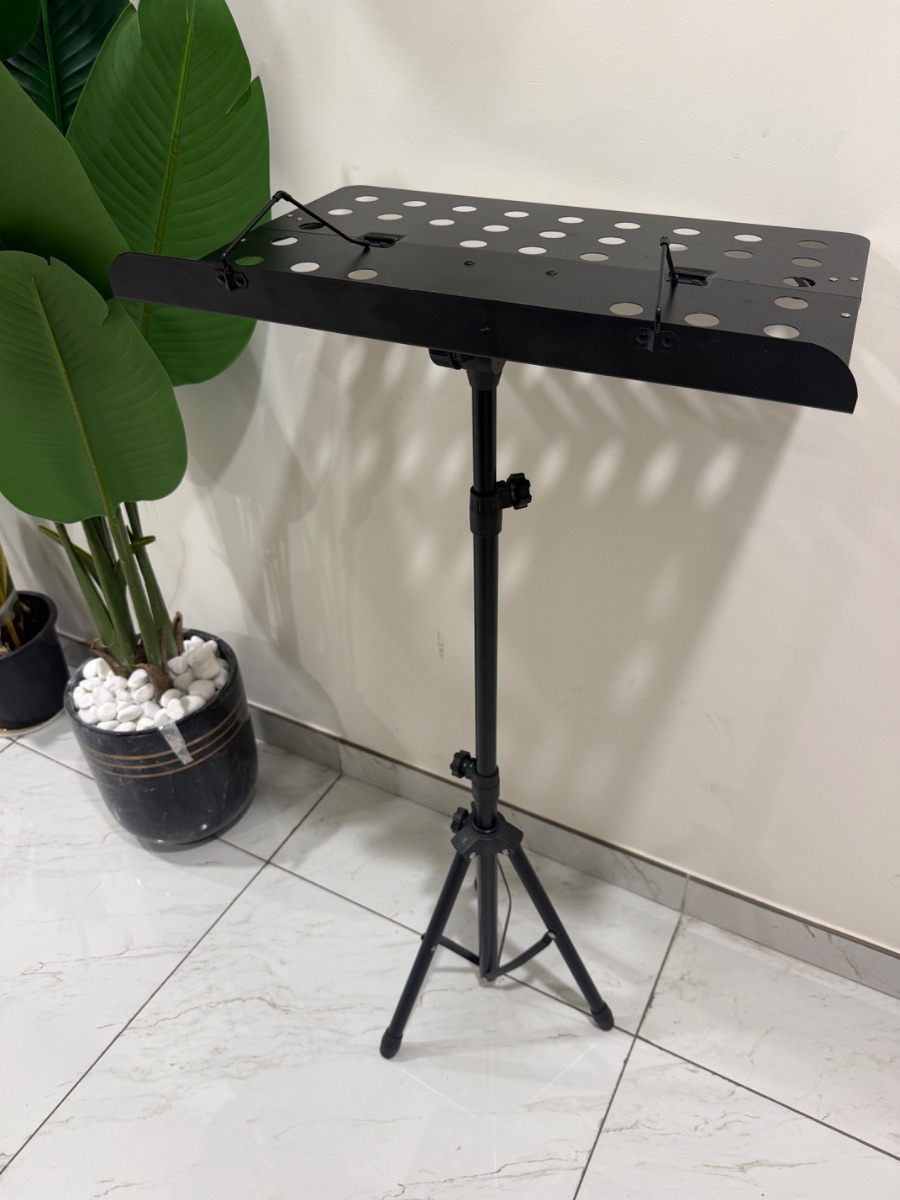 Music Notes Tripod Stand photo 3