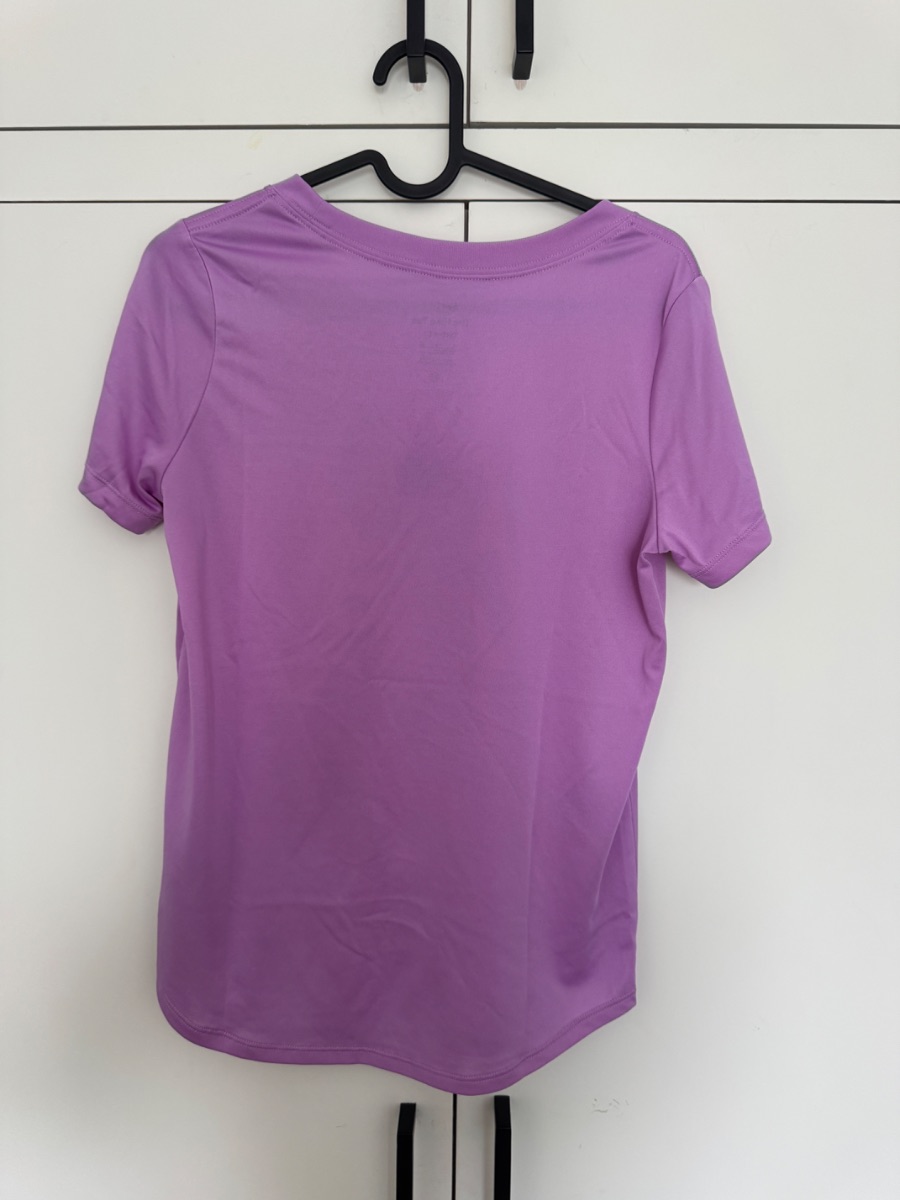 Purple Nike Dri Fit photo 3
