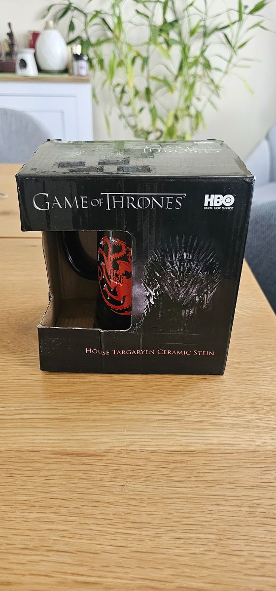 & Other Stories Game of Thrones mug