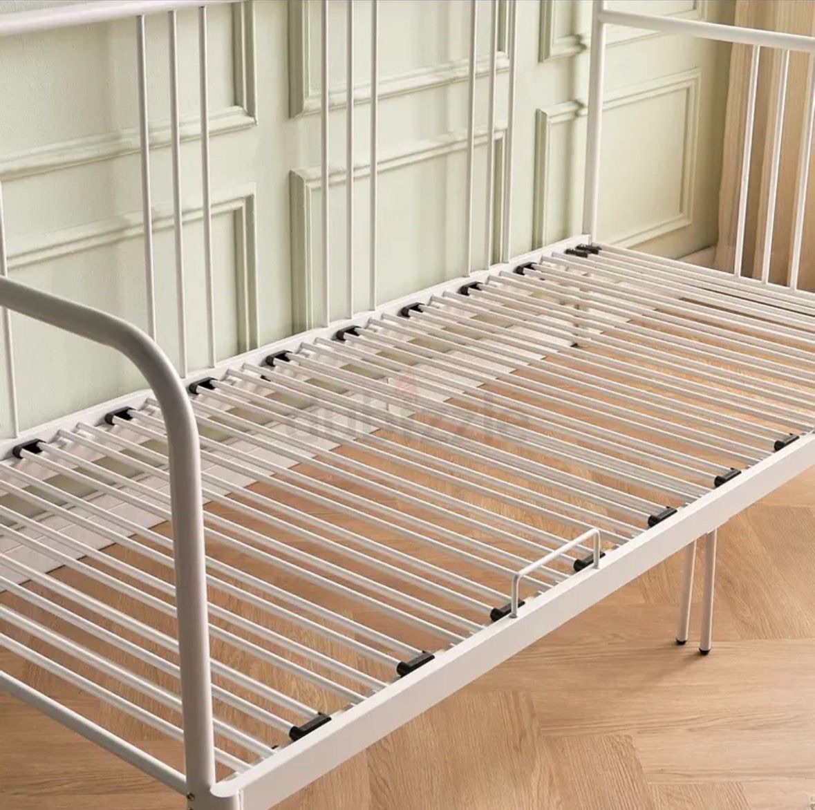 Home Centre Extendable Bed with Mattress photo 3