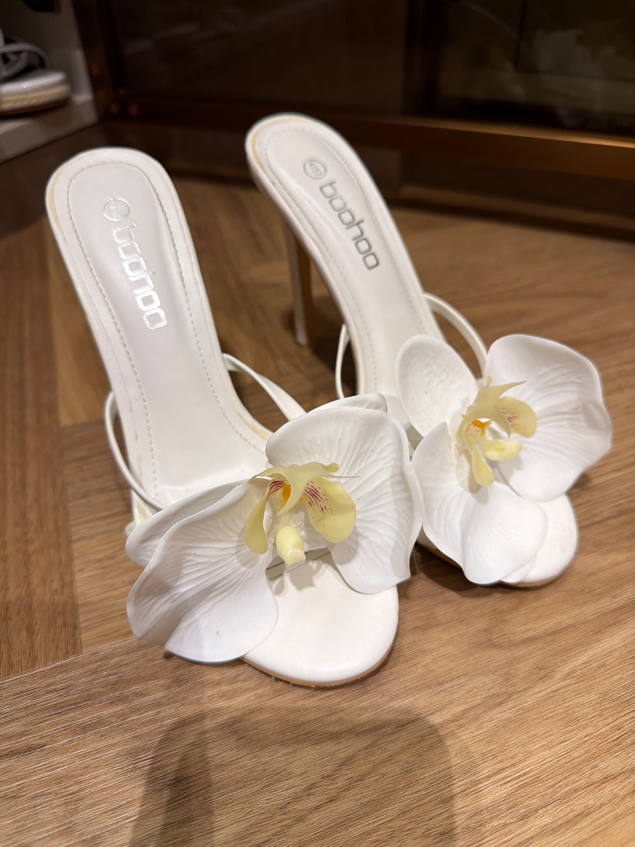 Boohoo flower heels