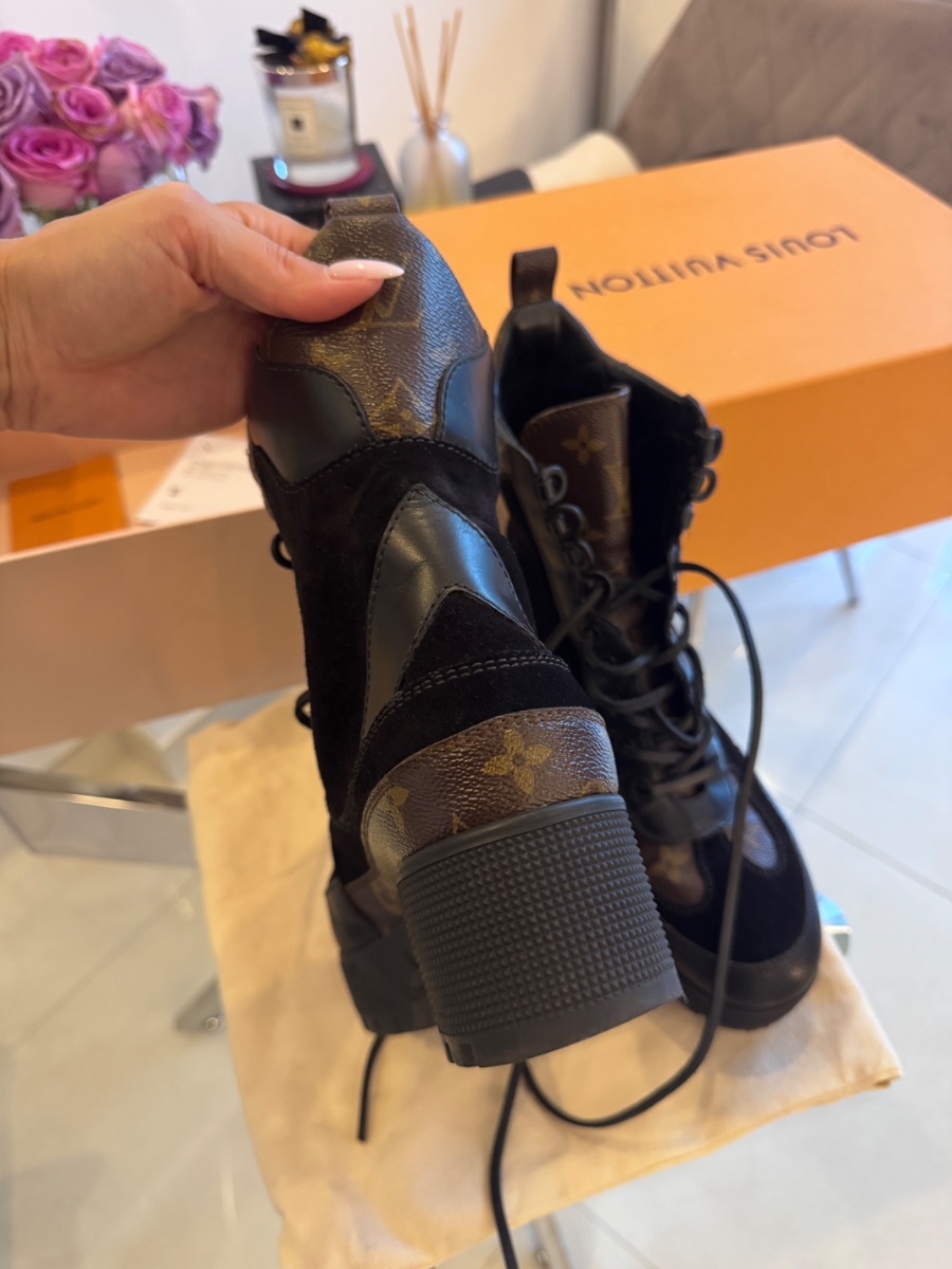 Louis Vuitton boots photo 3