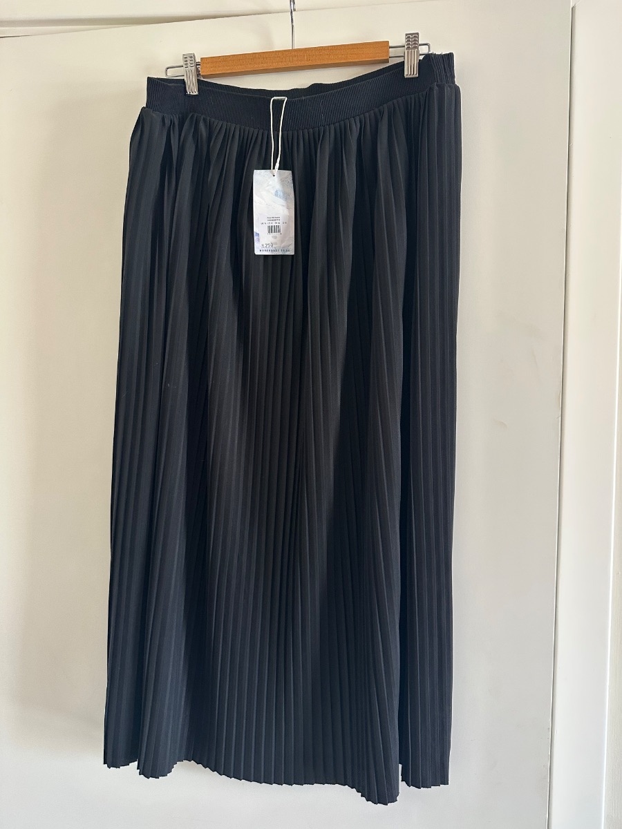 Warehouse Black Pleated Skirt