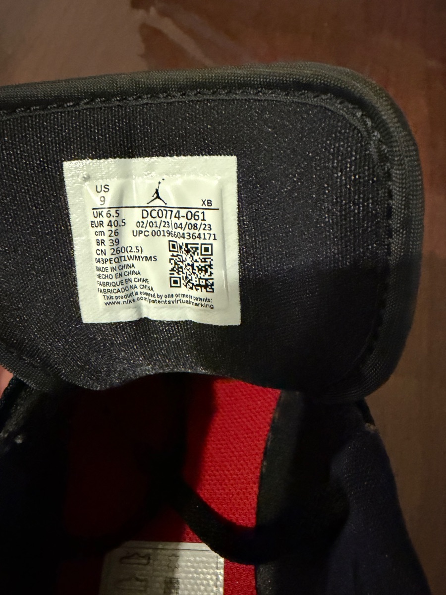 Nike Air Jordan Air Jordan 1 Low “Bred Toe” black/ref photo 3