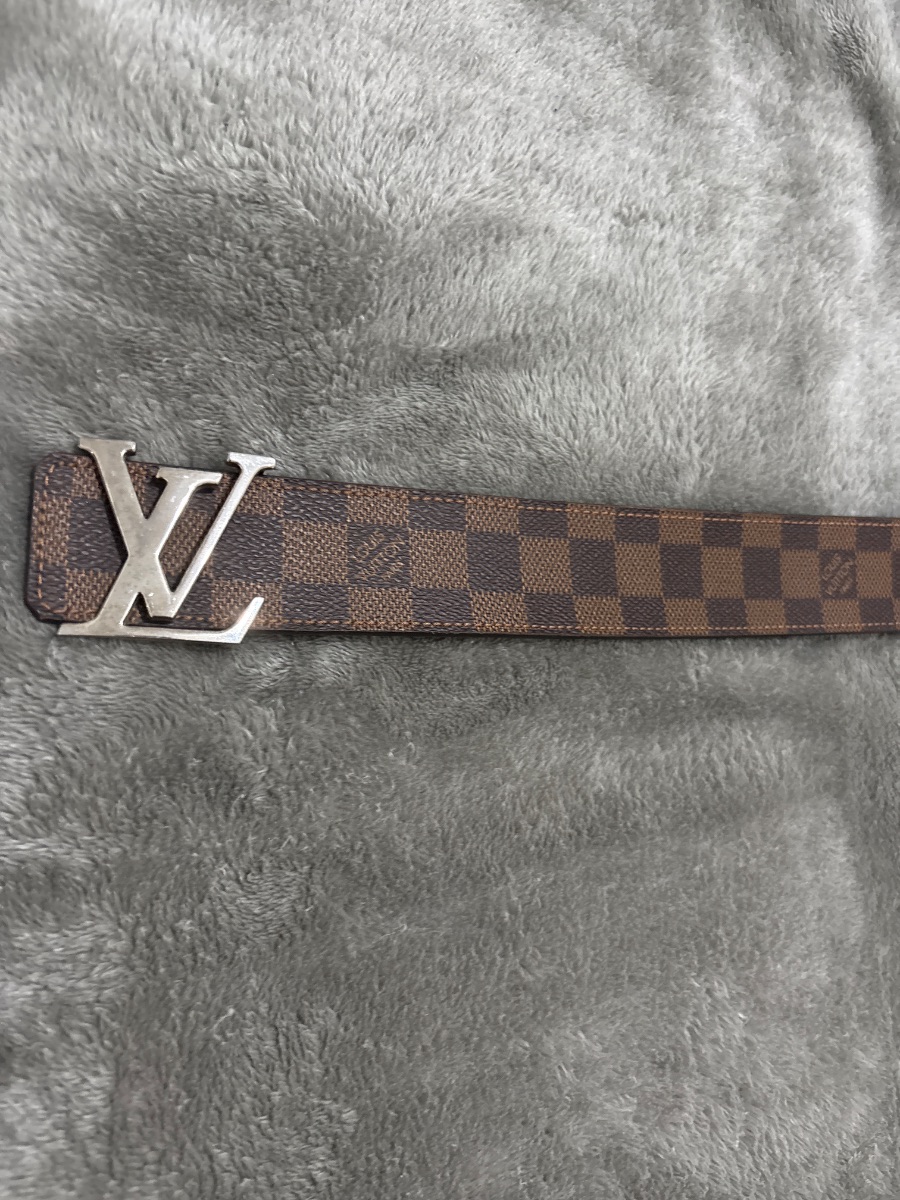 Louis Vuitton LV Initiales 40 millimeter reversible belt Damier Ebene.