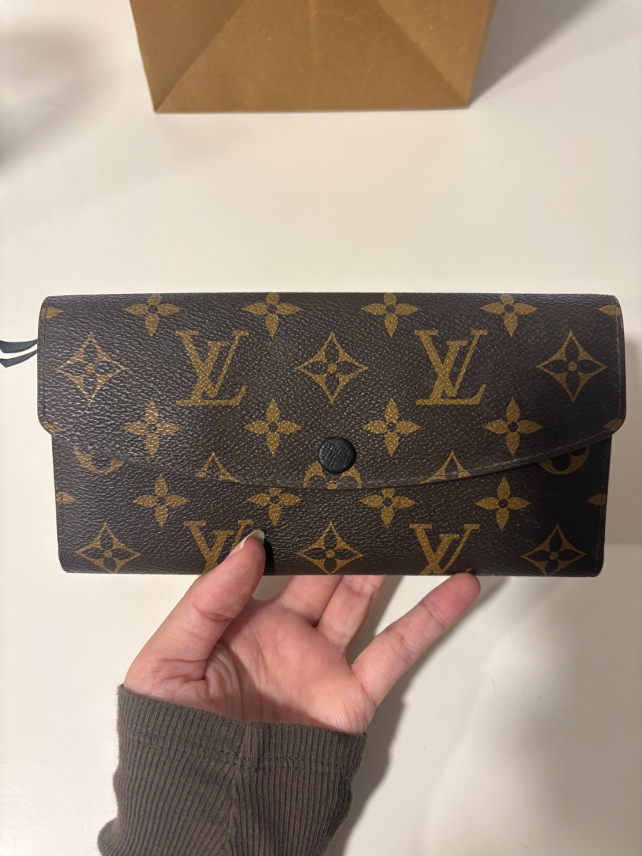 Louis Vuitton Wallet photo 3