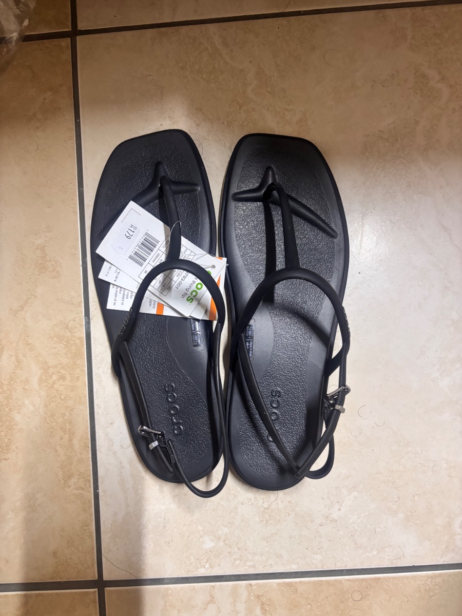 Crocs Miami thong samdals photo 2