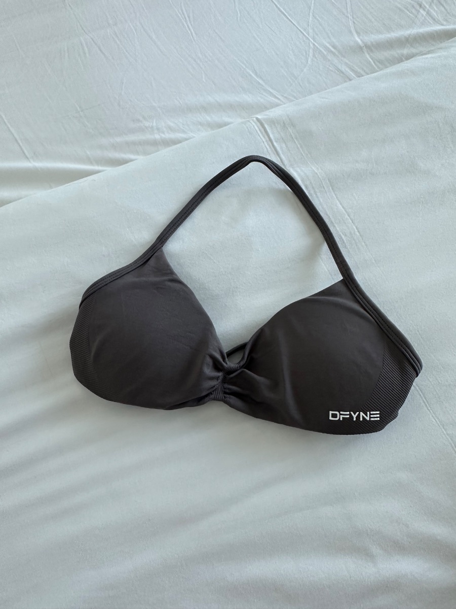 DFYNE sports bra truffle