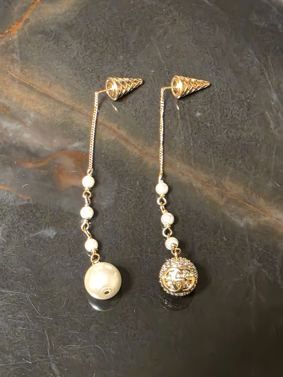 Amazon Elegant vintage style earrings
