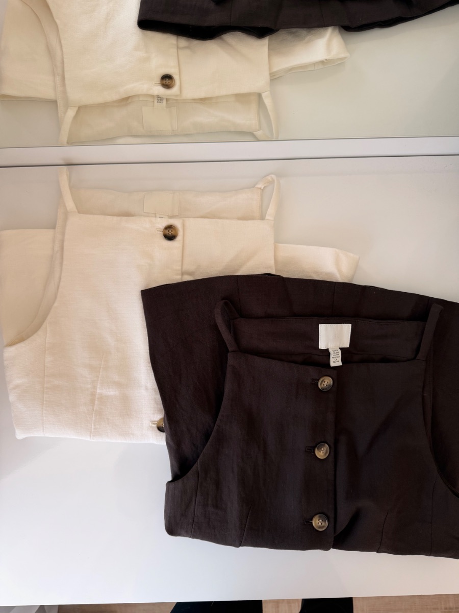 H&M Waistcoat tops brown and cream