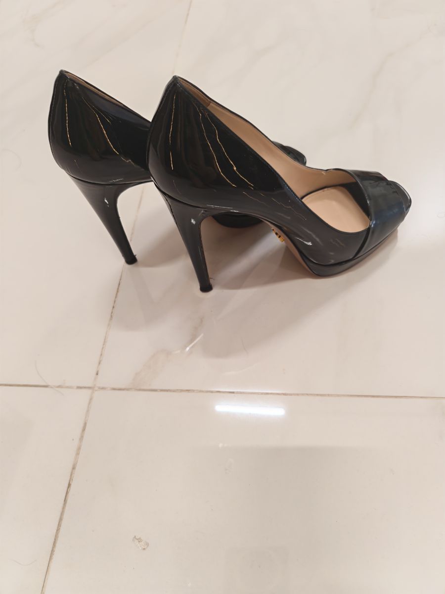 Prada Shoes photo 2