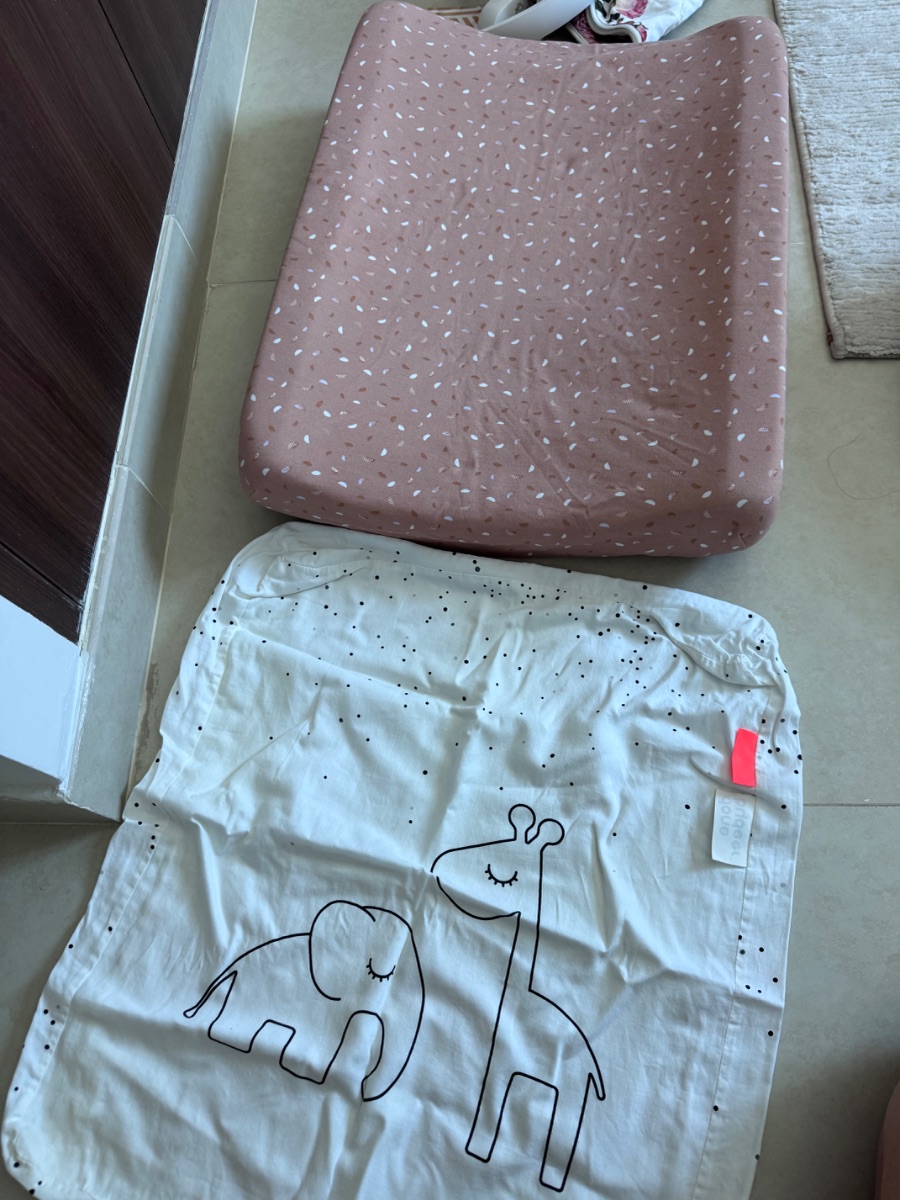 Done by deer foam changing mat + 2 covers