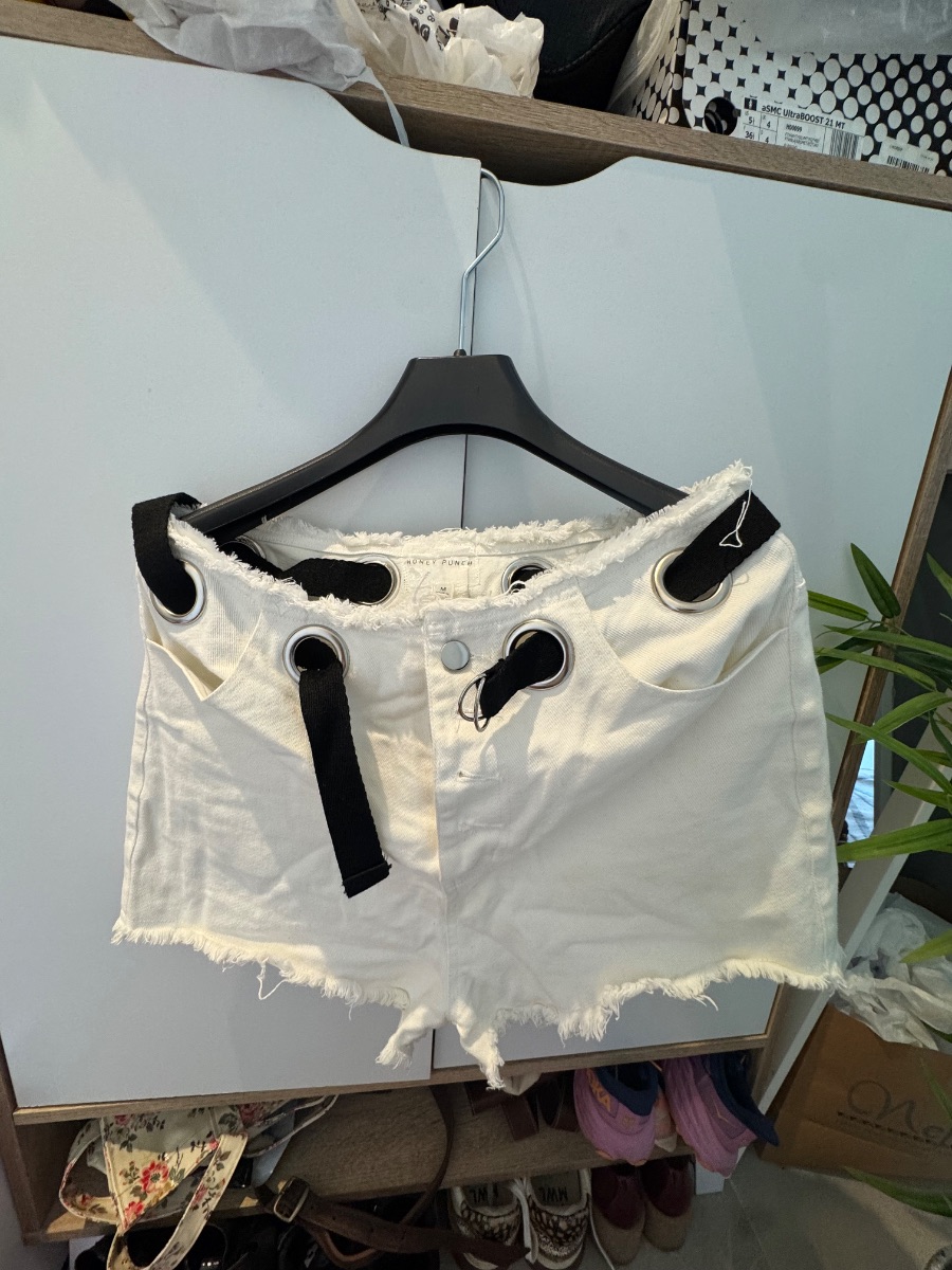 Honey punch Distressed Shorts with belt