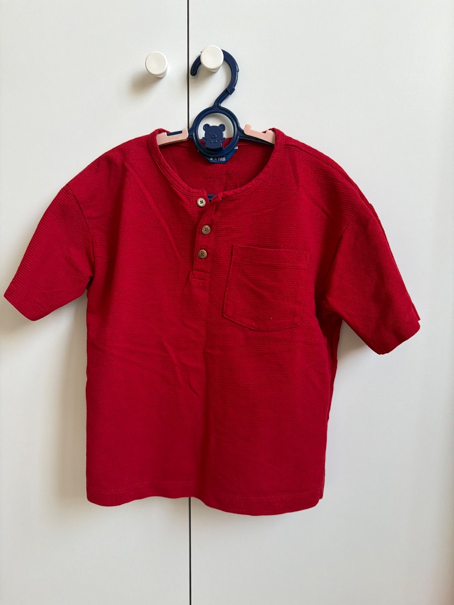 R&b Red tshirt