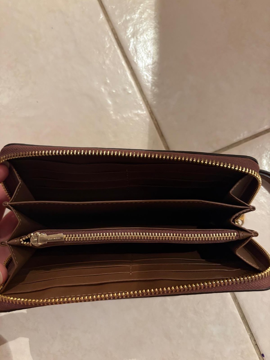 Original Coach wallet photo 3
