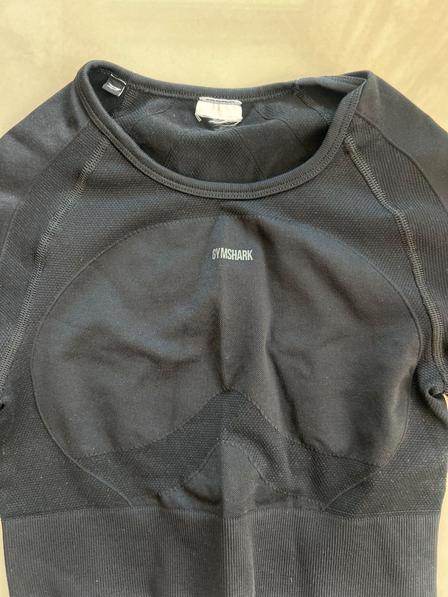 GymShark Black Long Sleeve Crop Workout Top photo 3