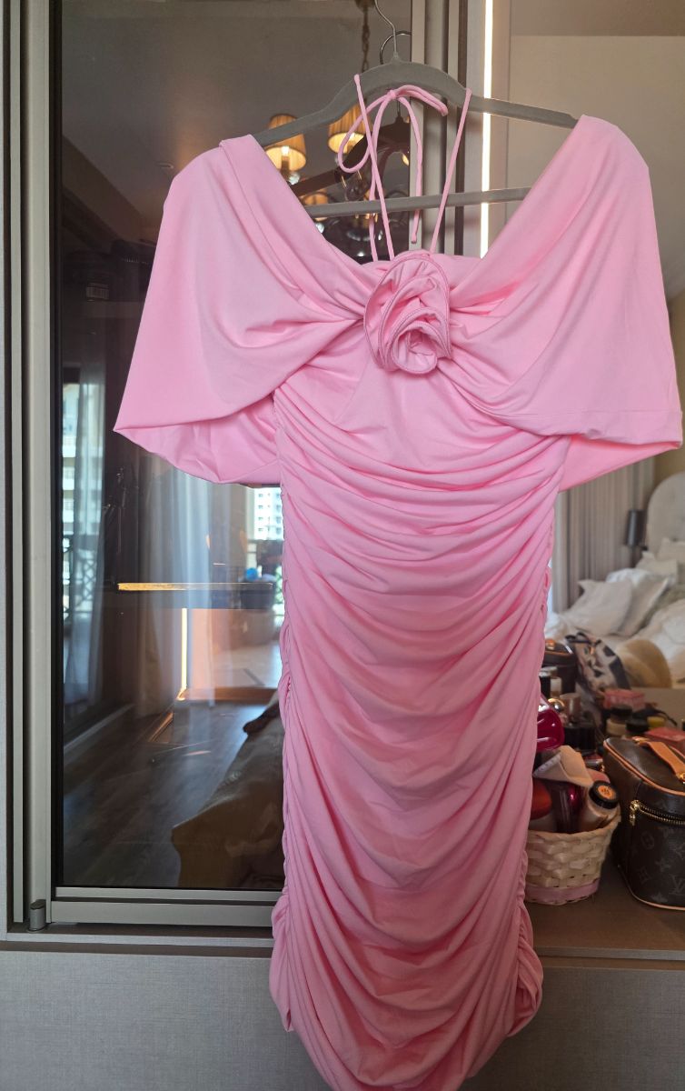 Mini draped pink dress photo 2