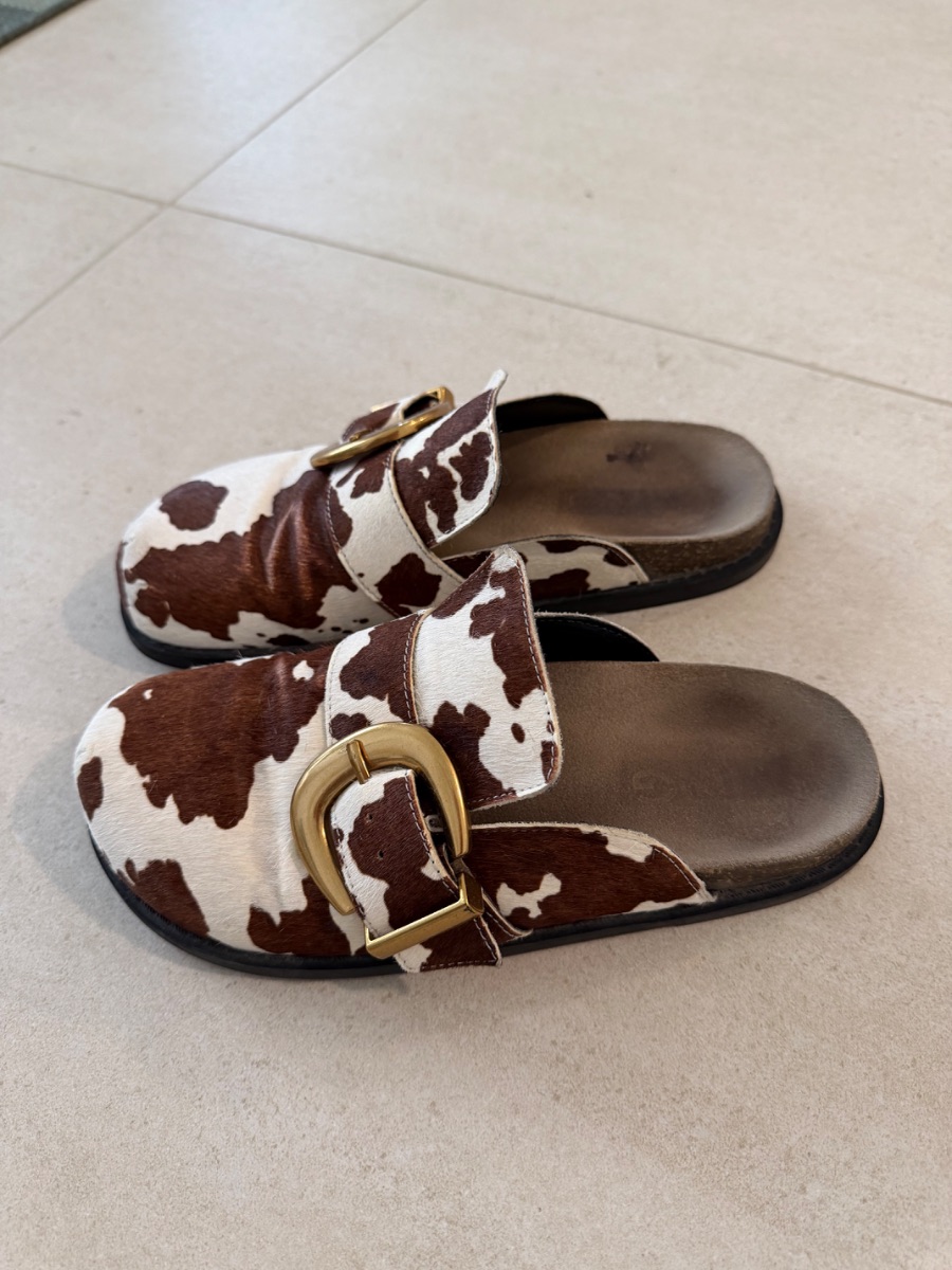 Mango Cow Print Slides photo 2