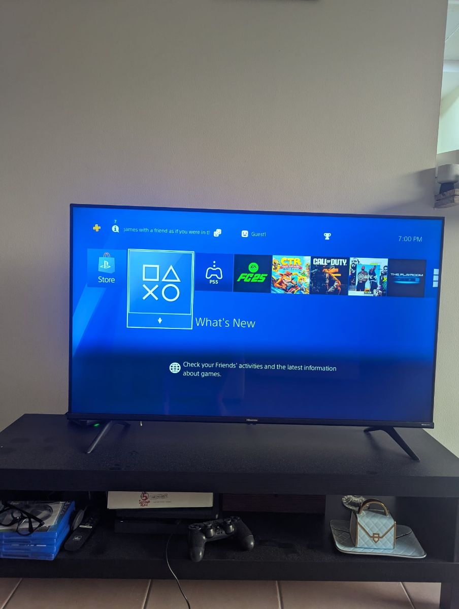 Sony Play Station 4 photo 2