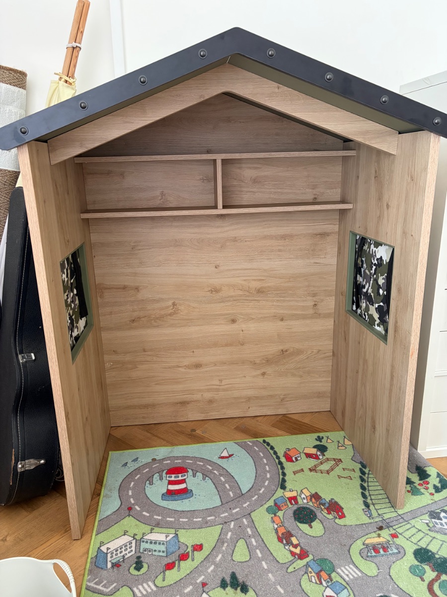 Play house
