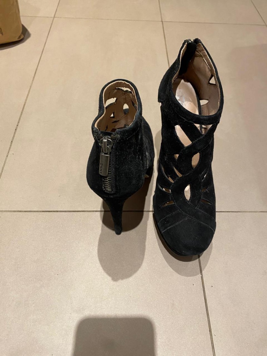 DKNY heels