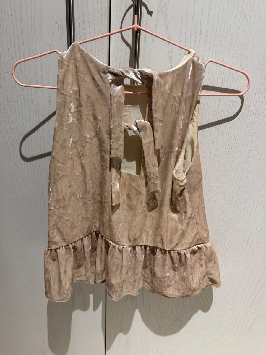 Miss selfridge petite cream velvet sleeveless blouse with bow tie back photo 2