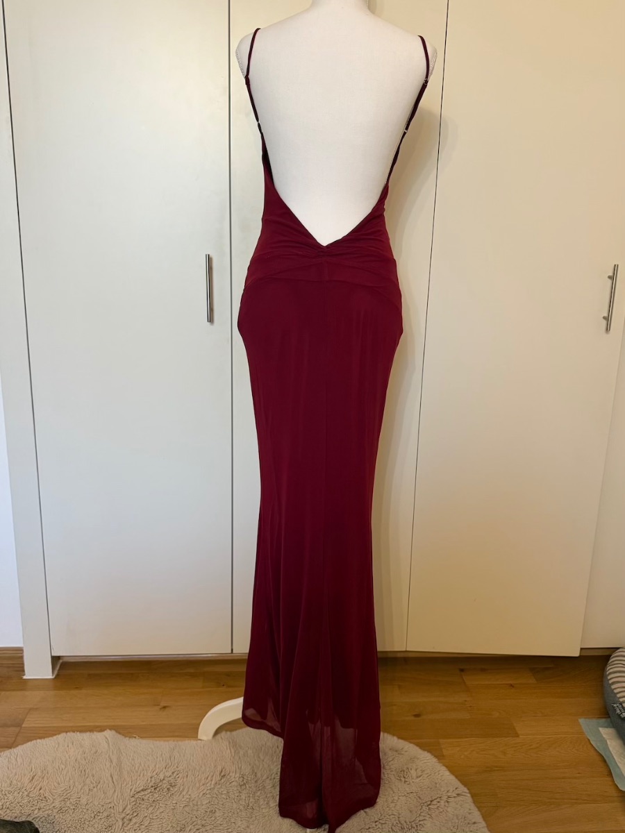 Runaway the Label Gorgeous maroon evening dress photo 2