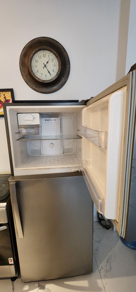 Daewoo FRIDGE USED photo 2