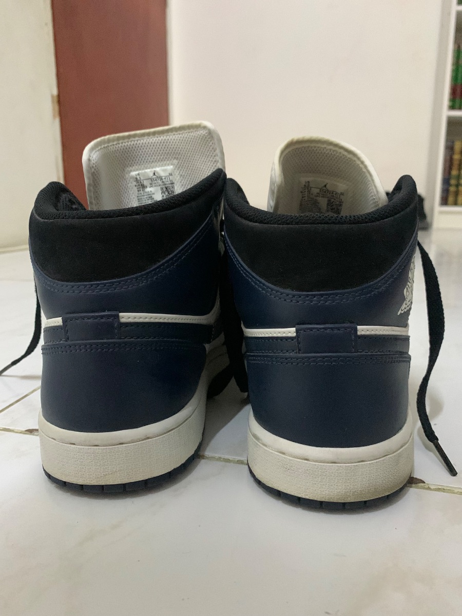 Nike Jordan Title: Air Jordan 1 Mid Obsidian — Used photo 3
