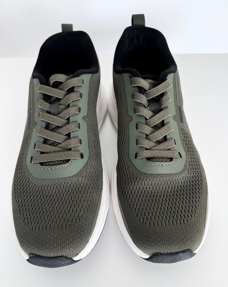 Like New FILA Retron Running Sneakers Olive Size 42 photo 2