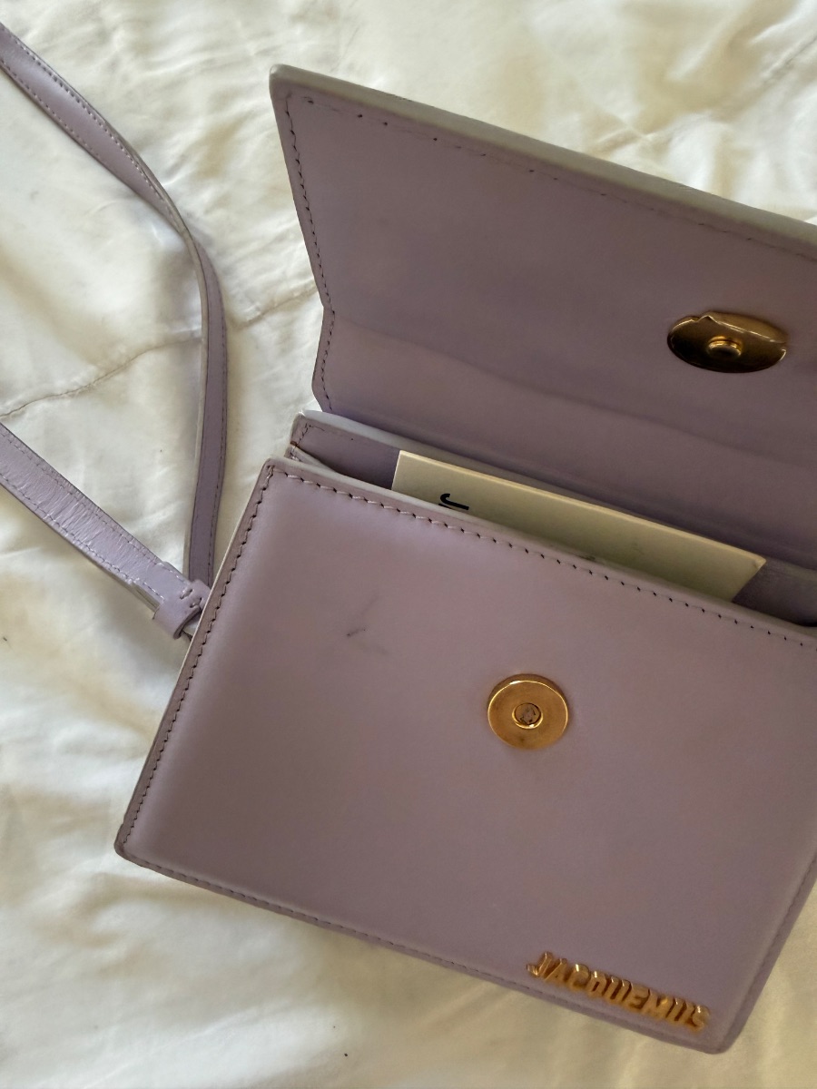 Jacquemus Le Chiquito Noeud Shoulder Bag in Smooth-leather. photo 3