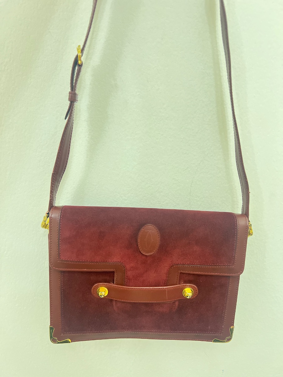 Cartier sling bag photo 2
