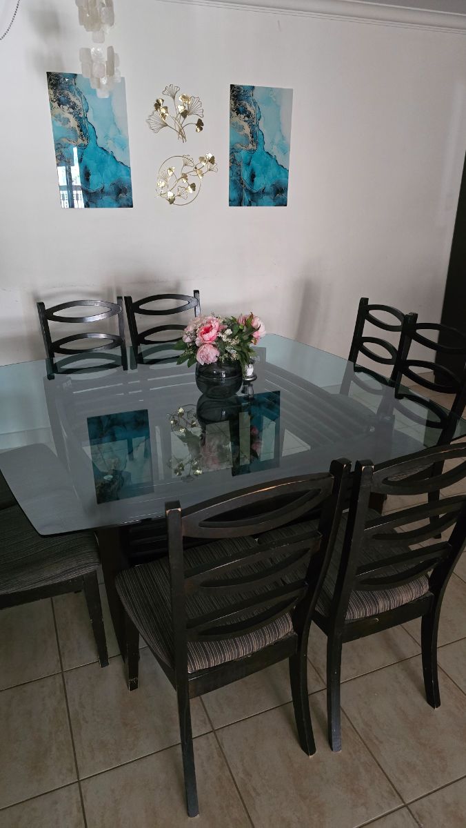 Home Centre Dining table set photo 2