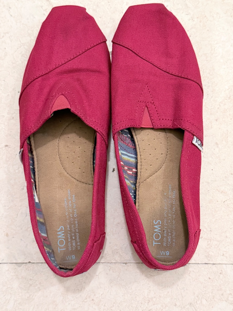 TOMS Tom’s loafers
