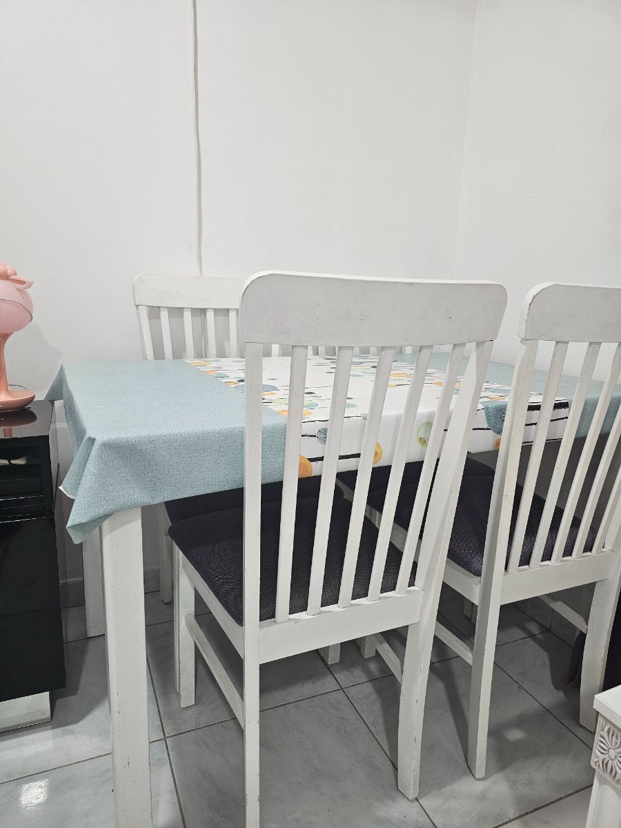 Dining set