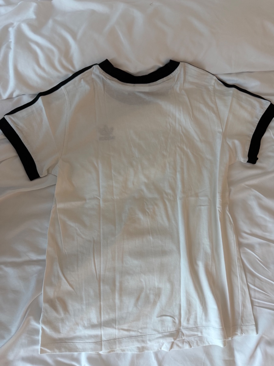 Adidas original three stripe t shirt photo 2