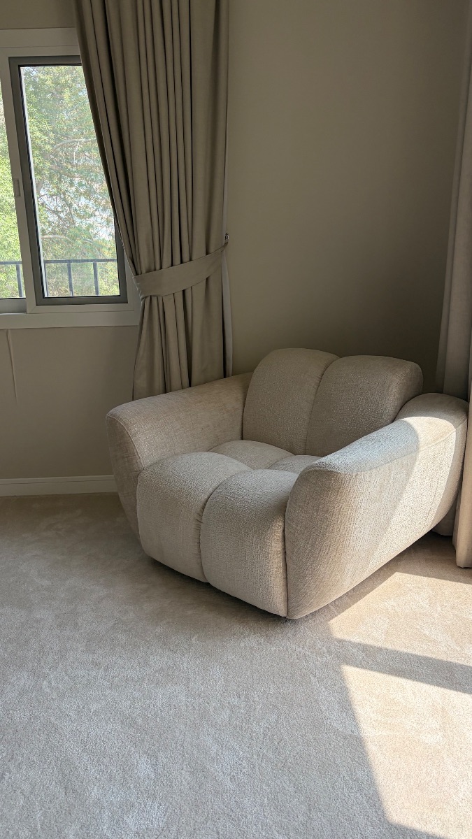 Chair photo 2