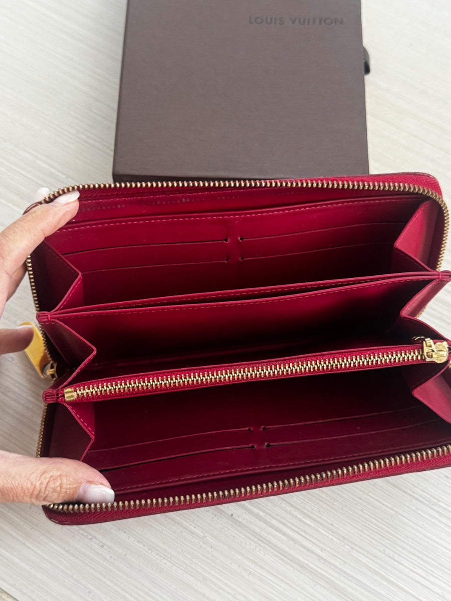Louis Vuitton Red Vernis long patent wallet photo 3