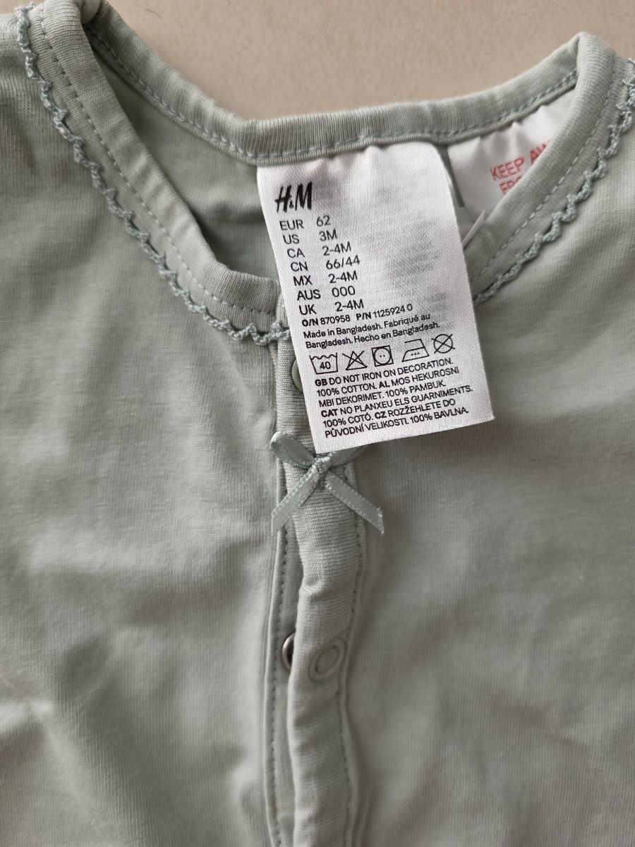 H&M Romper Sleepsuit photo 2