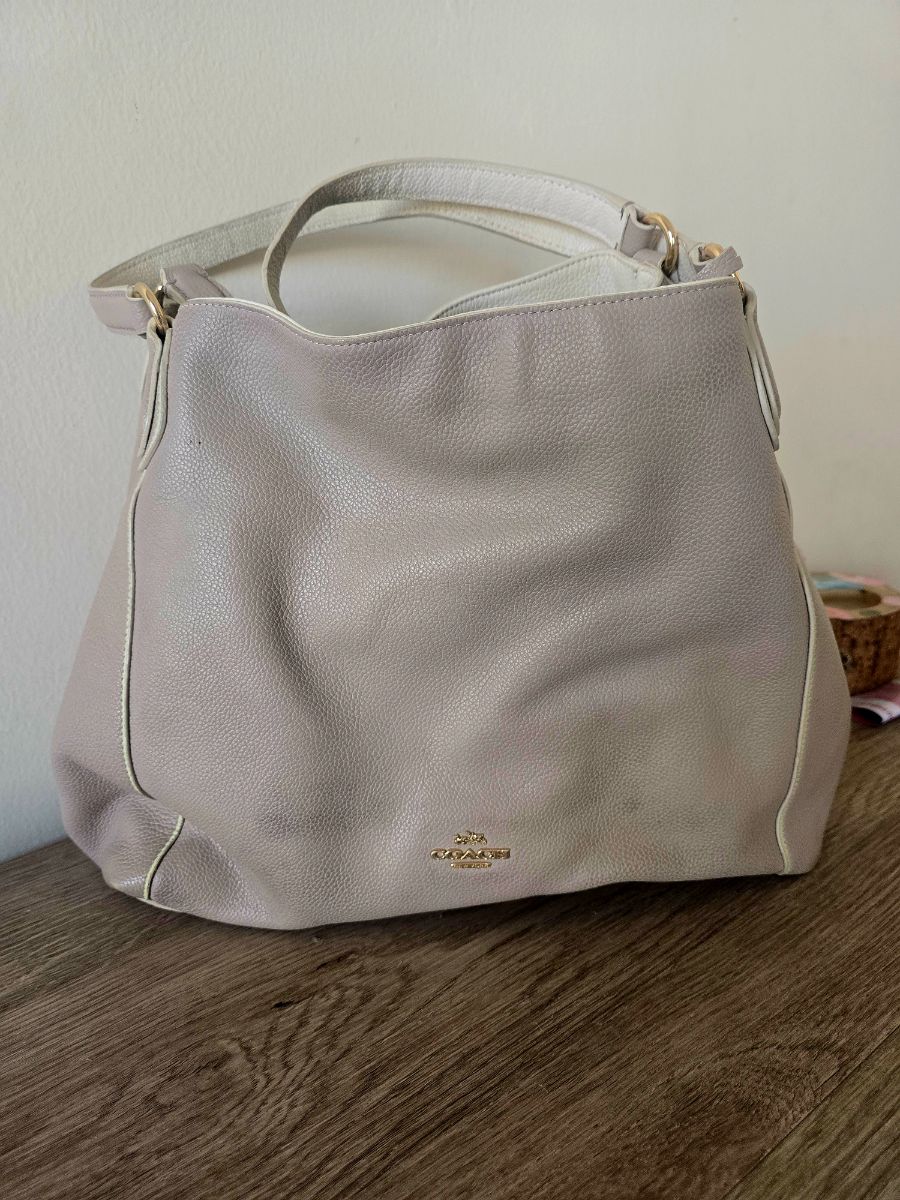 Authentic Coach Edie 31 Pebbled Leather Shoulder Bag - Light Greige / Birch Grey photo 2