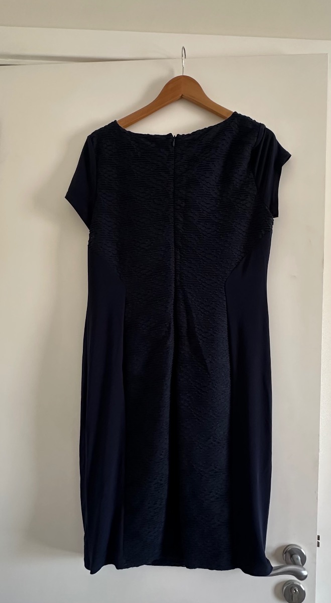 Phase Eight Dark fitted dress photo 3