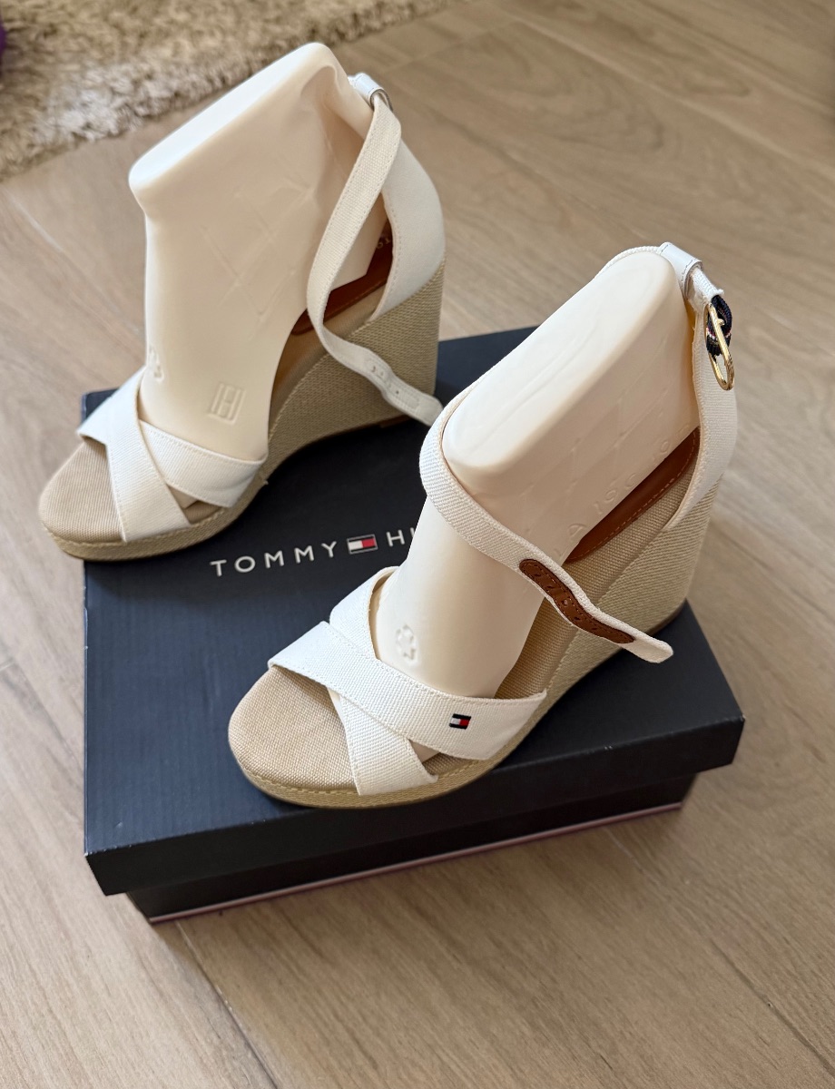 Tommy Hilfiger Wedge