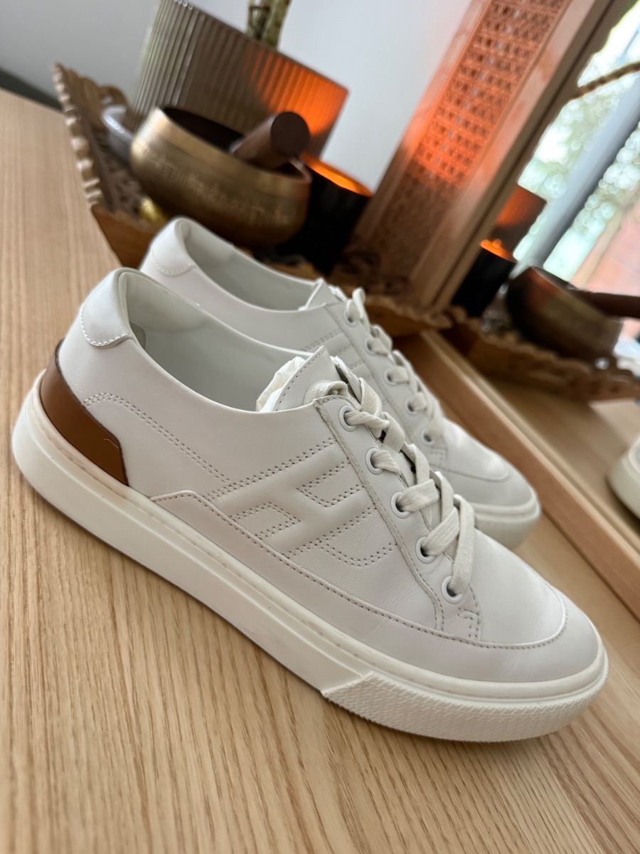 Hermes white sneakers photo 3