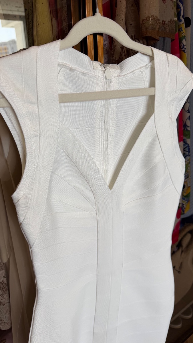 White bandage dress brand new XS photo 2