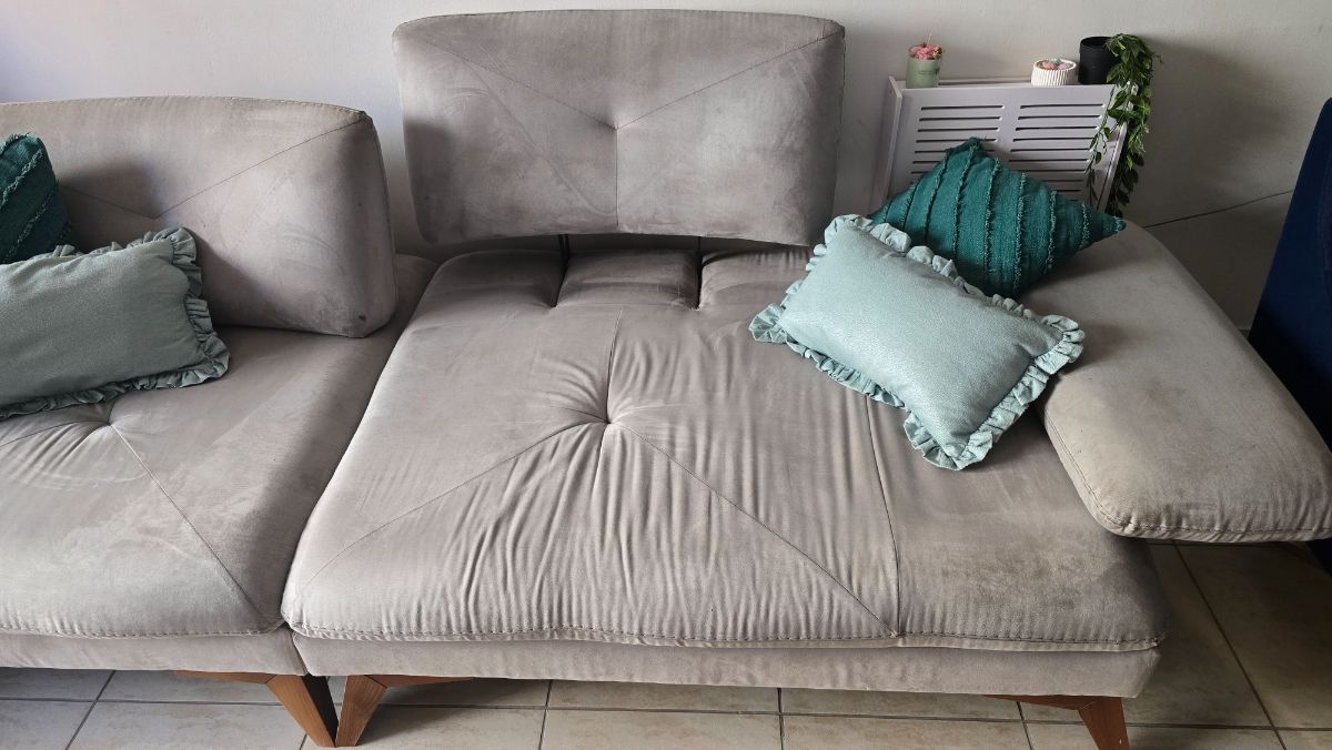 Huzaifa Furtniture Nubuck Leather Sofa. photo 3