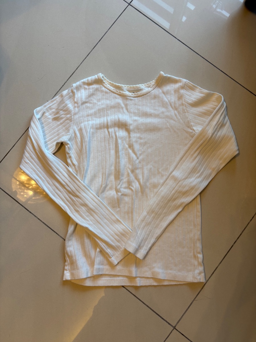 Brandy Melville cream ribbed long sleeve top photo 2