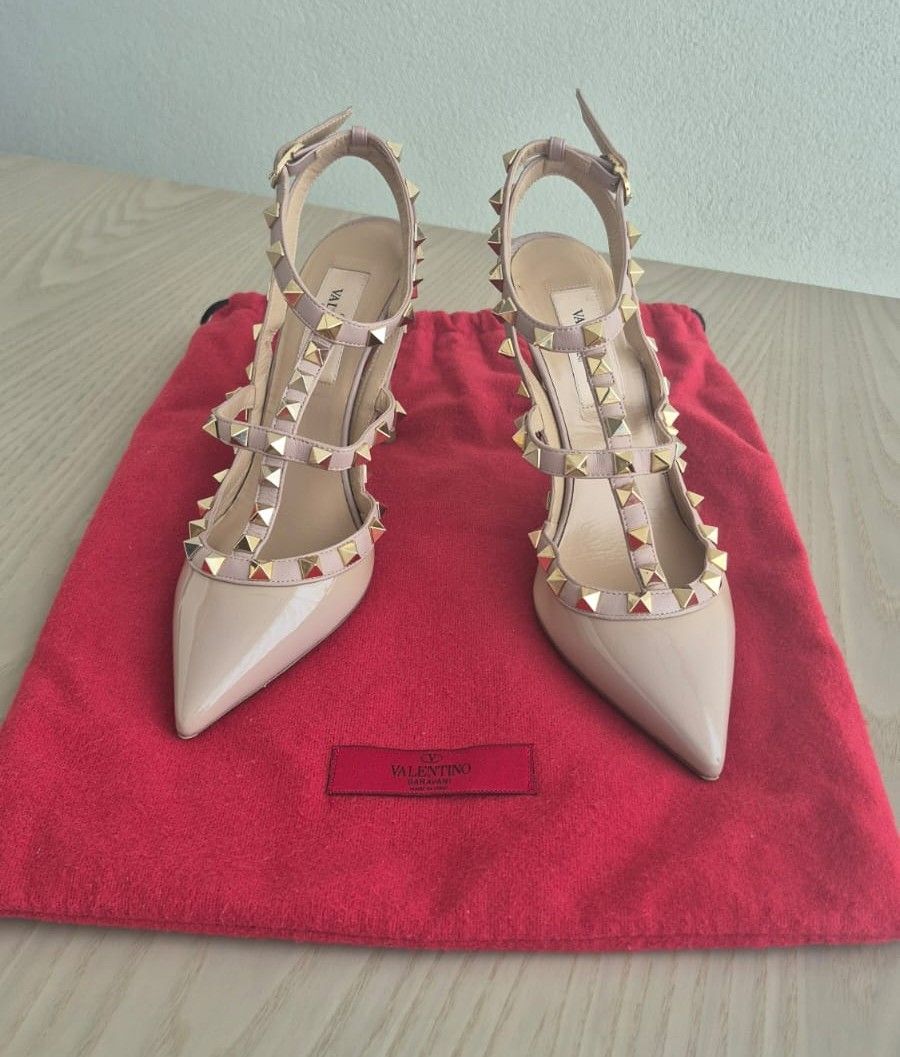 Valentino Rockstud Caged Beige Patent Pumps photo 2