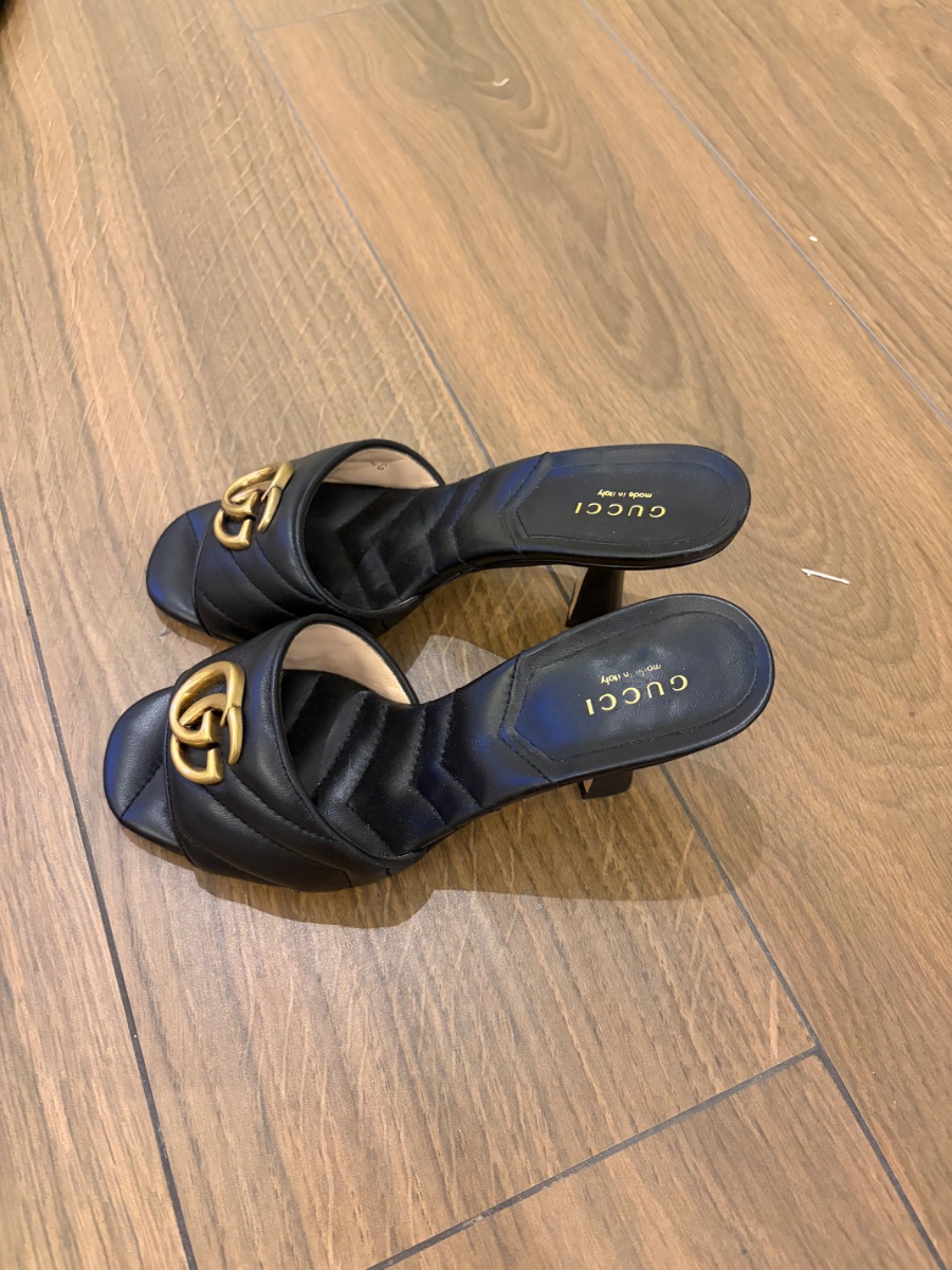 REAL Gucci black heels photo 2