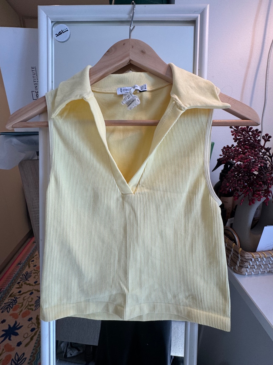 Shirt top from Stradivarius photo 2